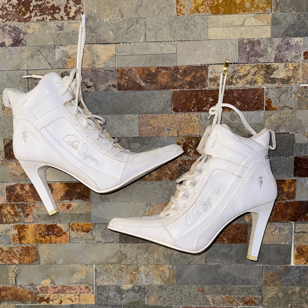 Vintage Dada Supreme’s In White, True Unicorn!
